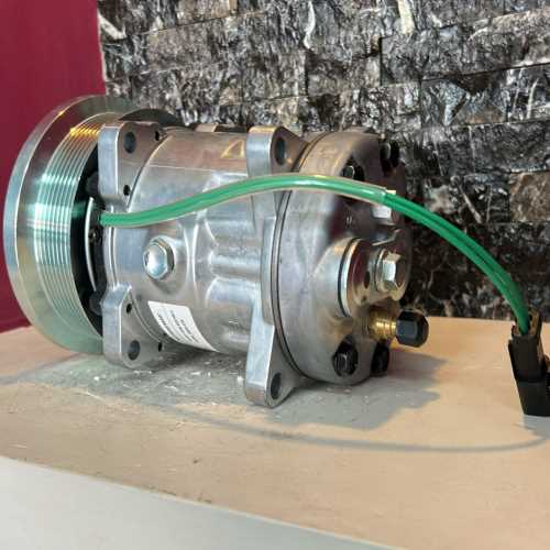 KLİMA KOMPRESÖRÜ CAT SD7H15 24V GK KULAKLI