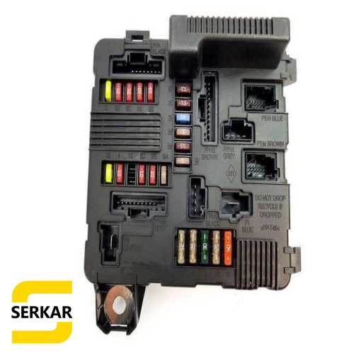 MEGANE II SİGORTA KUTUSU Ürün Görseli