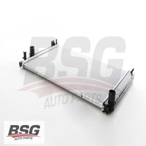 SU RADYATÖRÜ 670x418x16 2.0 RAV4 (A3) 06-15