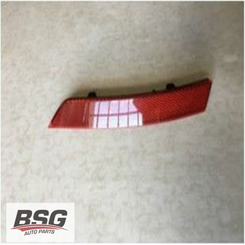 TAMPON REFLEKTÖRÜ ARKA SOL IÇ BM PASSAT 13- Ürün Görseli