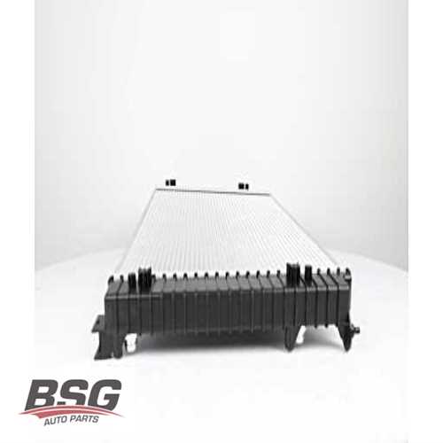 SU RADYATÖRÜ 8MK 376 732-511 (675X445 MM) BRE-BLB-BPJ 2,0 TFSI-2,0 TDI A6 05-11 Ürün Görseli