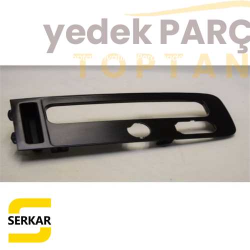 DOBLO 2015 ORTA KONSOL ÇERÇEVESİ CARGO ÇAKMAK YERİ OLAN ORJİNAL